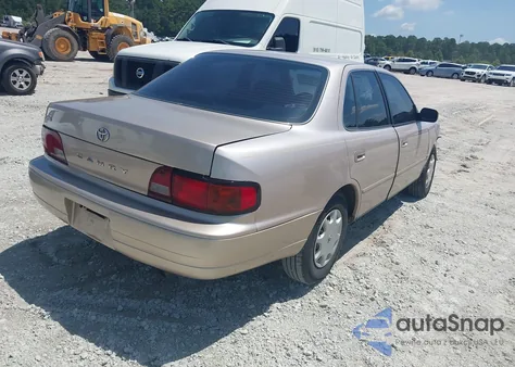1995 Toyota Camry Dx from USA, damaged, VIN 4T1SK11EXSU631512